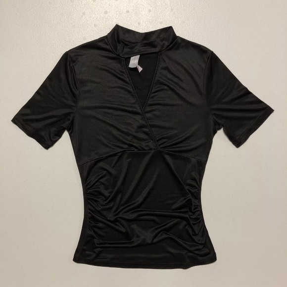 No Boundaries Juniors Short Sleeve Silk Stretch Black Blouse Top size S - Picture 1 of 7
